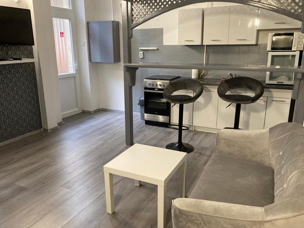 Dave Apartman 2 Сегед Экстерьер фото